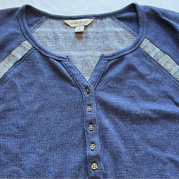 Lucky Brand Women's Long Sleeve Henley V neck with buttons Blue/Cream Size Large - Picture 8 of 8